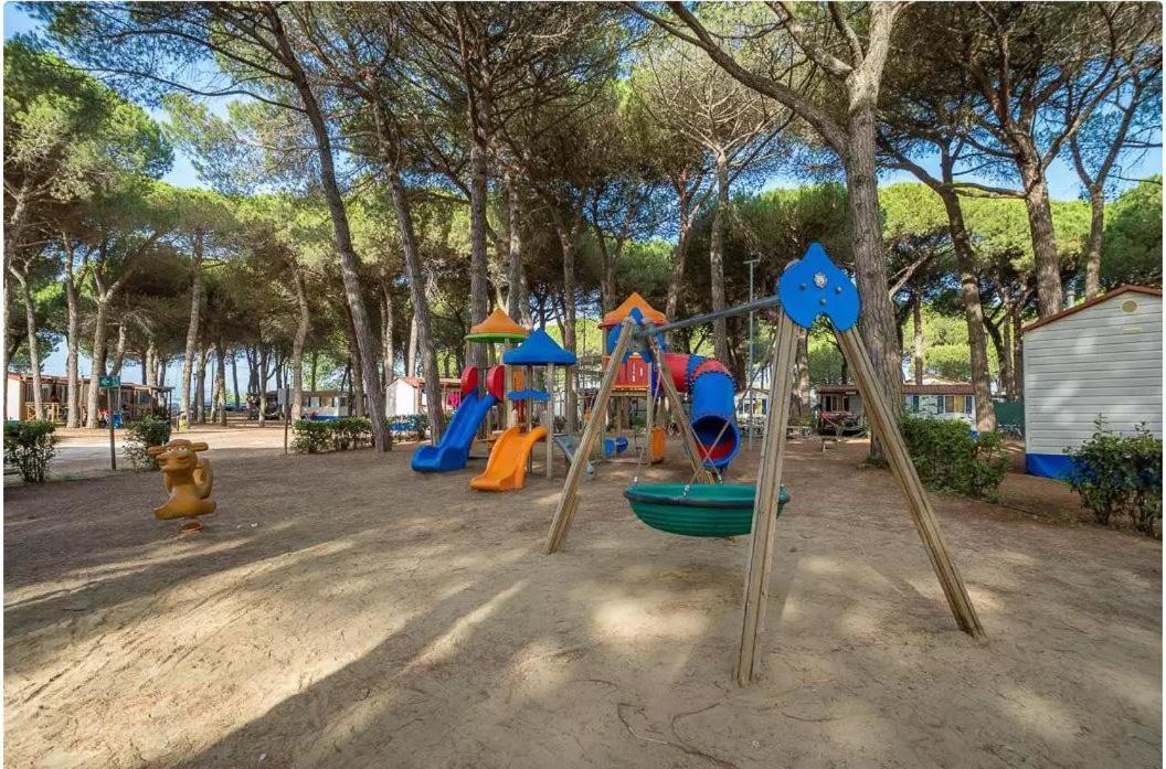 Vacanceselect Mobil Homes - Camping Pineta Sul Mare Camping Village Cesenatico Extérieur photo